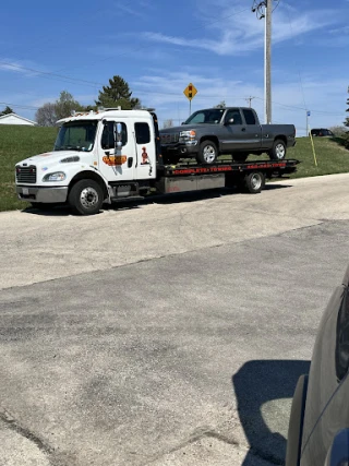 Complete Towing and Recovery JunkYard in Milwaukee (WI) - photo 2