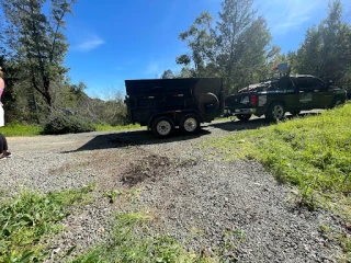 smaller haulers HAULING & JUNK REMOVAL JunkYard in Vallejo (CA) - photo 4