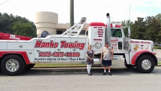 Hank's Towing Service - photo 1