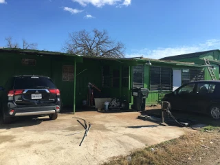 Austin Auto Parts JunkYard in Austin (TX) - photo 2