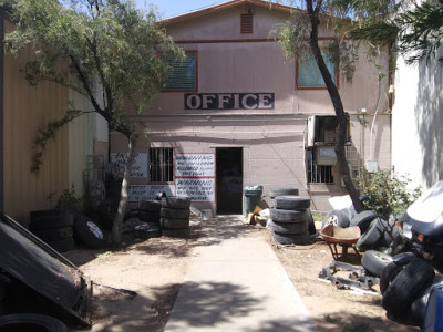 Number 1 Auto Salvage JunkYard in El Paso (TX) - photo 2