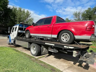 R.J.E kahyden Morales towing JunkYard in Houston (TX) - photo 2