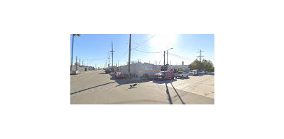 4 WHEEL TRUCK & VAN DISM. JunkYard in Los Angeles (CA) - photo 1