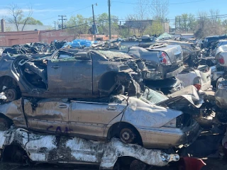 American Auto Recycle JunkYard in Detroit (MI) - photo 2