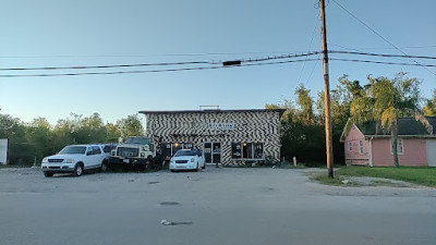 Adam's Auto Wrecker Co JunkYard in New Orleans (LA) - photo 1