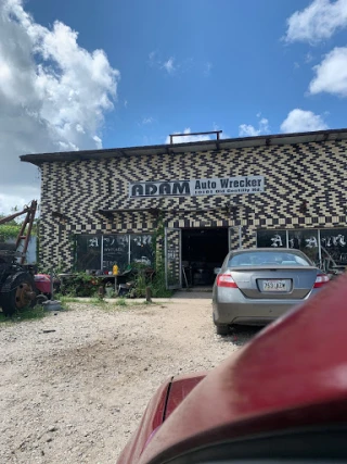 Adam's Auto Wrecker Co JunkYard in New Orleans (LA) - photo 2