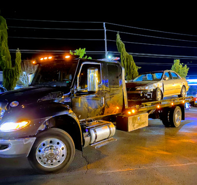 Tony's Auto Removal JunkYard in Portland (OR) - photo 2