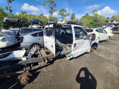 U Pull & Save - Cash for Junk Cars JunkYard in Fort Myers (FL) - photo 4