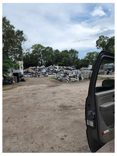 Crews Salvage JunkYard in Ave Maria (FL) - photo 3