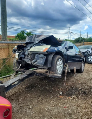 Mateo Towing & Cash for Junk Cars JunkYard in Charlotte (NC) - photo 2