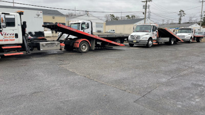 El Nica Towing LLC JunkYard in Lakewood Township (NJ) - photo 1