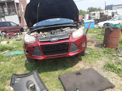 Gateway Automotive Recycling JunkYard in St. Louis (MO) - photo 1