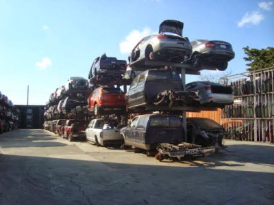 Autoworld Parts JunkYard in Opa-locka (FL) - photo 3