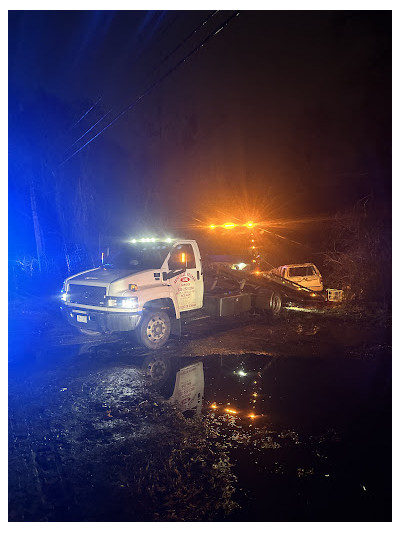 Ashville Wrecker Service Inc JunkYard in Asheville (NC) - photo 4