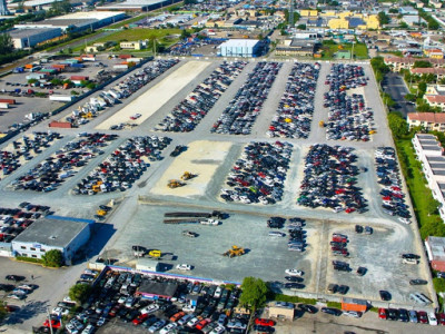 Copart - Miami North JunkYard in Opa-locka (FL) - photo 2