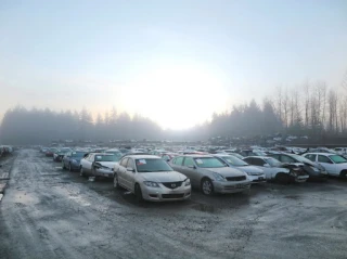 B&R Auto Wrecking Parts Distribution Center (Southern Oregon) - photo 1