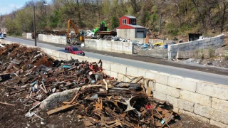 E Schneider & Sons JunkYard in Allentown (PA) - photo 1