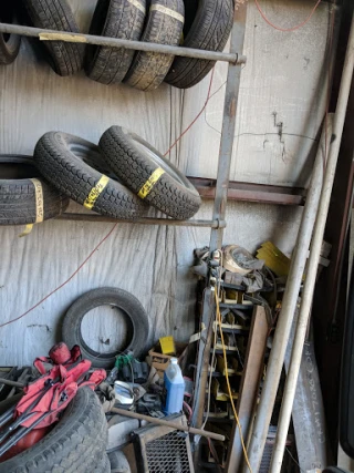 Darrah's Automotive-Recycling JunkYard in York (PA) - photo 3