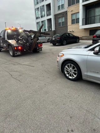 VM Towing JunkYard in Milwaukee (WI) - photo 2