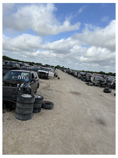 AAA Auto Recyclers, San Antonio JunkYard in San Antonio (TX) - photo 2