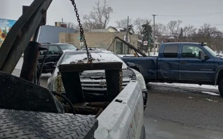 Tow Life Wreckers JunkYard in Detroit (MI) - photo 1