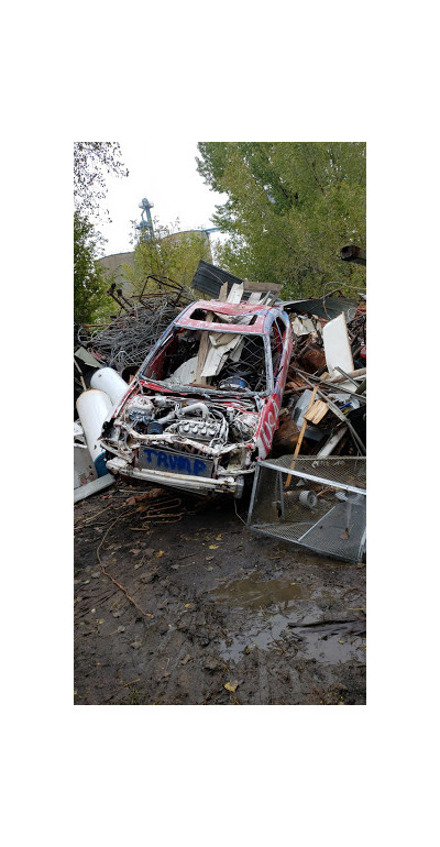 Hanson Salvage JunkYard in Minneapolis (MN) - photo 2