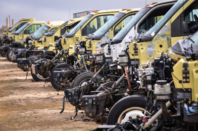 Active Truck Parts JunkYard in Westminster (CO) - photo 4