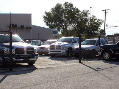 A Free Tow - Susan Harris Impound Services JunkYard in Tampa (FL) - photo 1