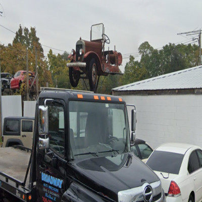 Broadway Auto Wreckers Ltd JunkYard in Chicago (IL) - photo 1