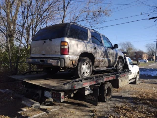 Junk It Cash - Chicago Advanced Tow, Inc. JunkYard in Chicago (IL) - photo 2