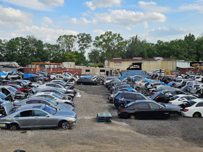 EngiTra Auto Parts JunkYard in Orlando (FL) - photo 1