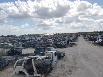 Ole South Auto Salvage JunkYard in Lehigh Acres (FL) - photo 3