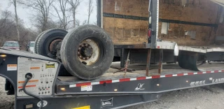 Adelman's Truck Parts JunkYard in Chicago (IL) - photo 4