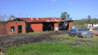 J & M Heavy Duty Salvage JunkYard in New Orleans (LA) - photo 3