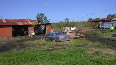 J & M Heavy Duty Salvage JunkYard in New Orleans (LA) - photo 4