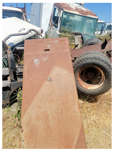 Brown Field Truck & Van Dismantling JunkYard in San Diego (CA) - photo 2