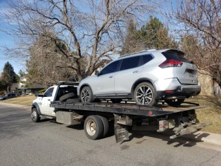 Jorge's Towing JunkYard in Denver (CO) - photo 4