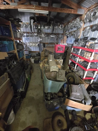 Lyon's Vintage Car Parts JunkYard in Louisville (KY) - photo 2