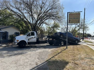 Rodriguez Towing Services: Gruas en Austin, TX - photo 1