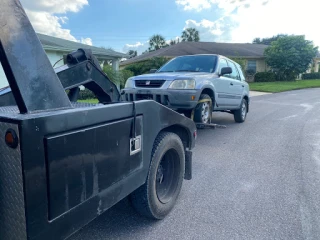 Tampa Junk Cars Removal - photo 1