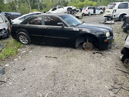 Thornton salvage JunkYard in Jacksonville (FL)