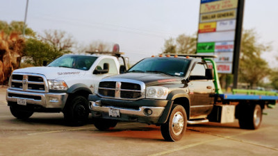 Mike's #1 Towing JunkYard in Houston (TX) - photo 1