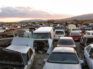 Needles Auto Wrecking & Towing JunkYard in Las Vegas (NV) - photo 3