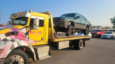 Big Red Towing JunkYard in Lincoln (NE) - photo 3