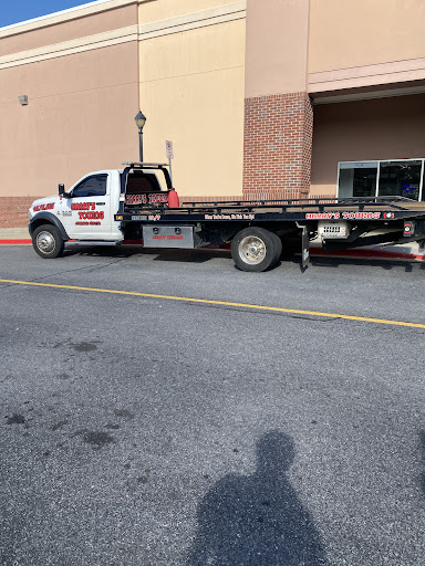 Harry's Towing Service JunkYard in Nashville (TN)