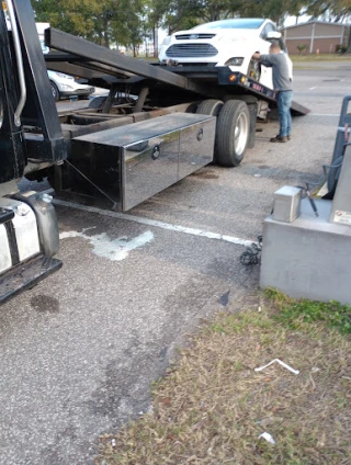 Express Towing & Recovery - photo 1