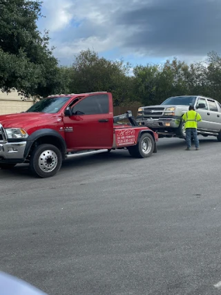 ACC Wrecker Service JunkYard in San Antonio (TX) - photo 3