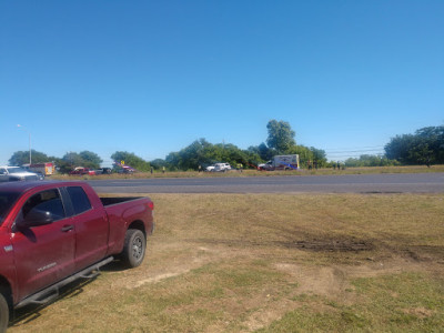 ACC Wrecker Service JunkYard in San Antonio (TX) - photo 4