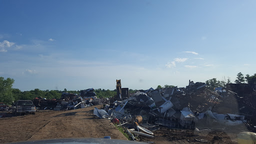 Richey's Auto Salvage JunkYard in Independence (MO)