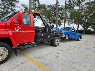 John Conwell Towing & Recovery JunkYard in Jacksonville (FL) - photo 1